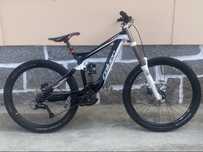 Bicicleta Downhill Coluer Revolver 27.5”