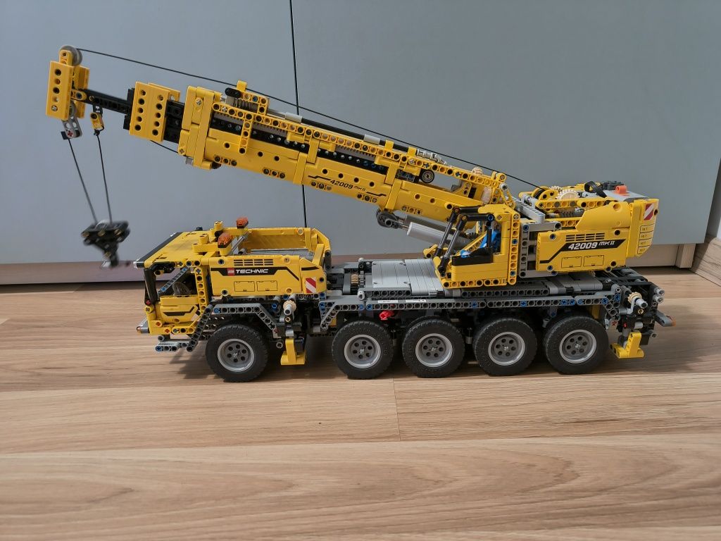LEGO technic 42009