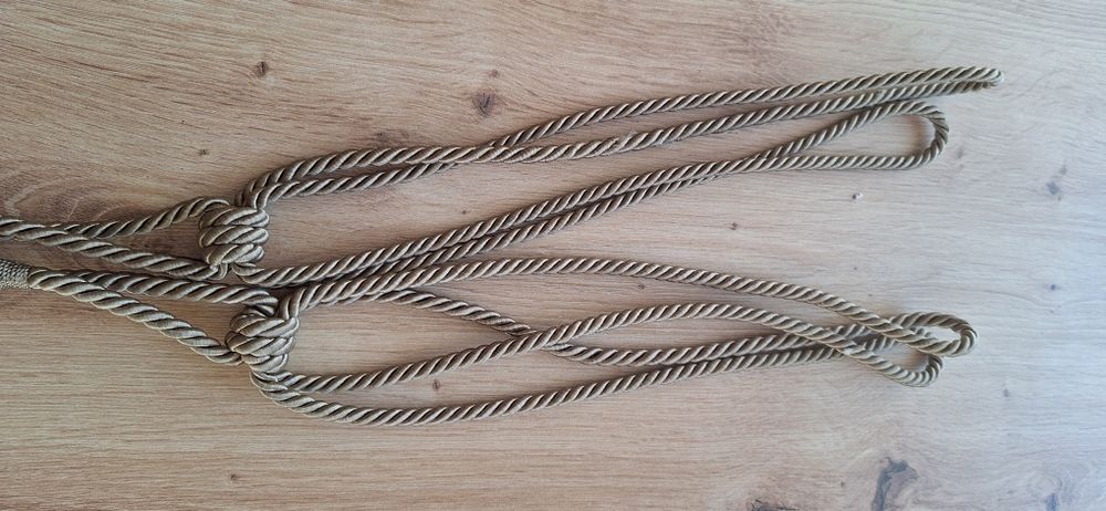 Sznury do podwijania zaslon