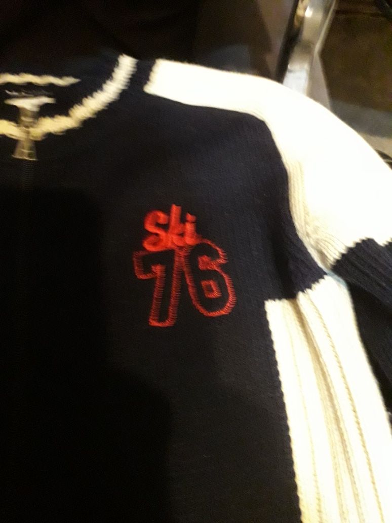 Elegancki sweterek na chłopca r.140
