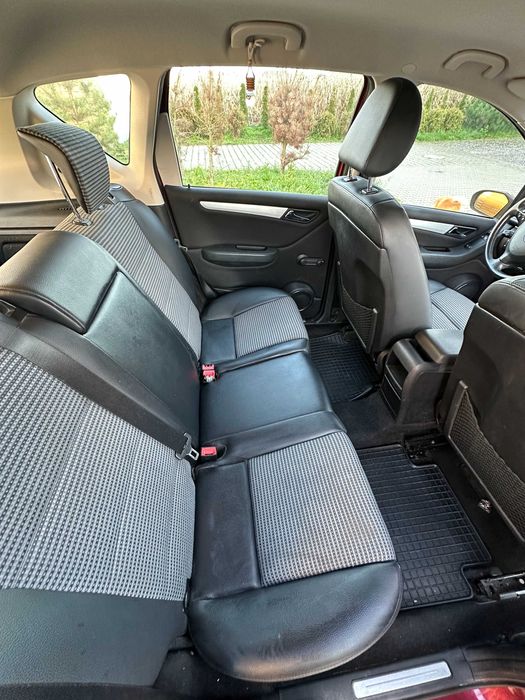 Mercedes-Benz A-Klasa 1.7 Benzyna 85 kW (116 KM) – 2006 rok, Automat