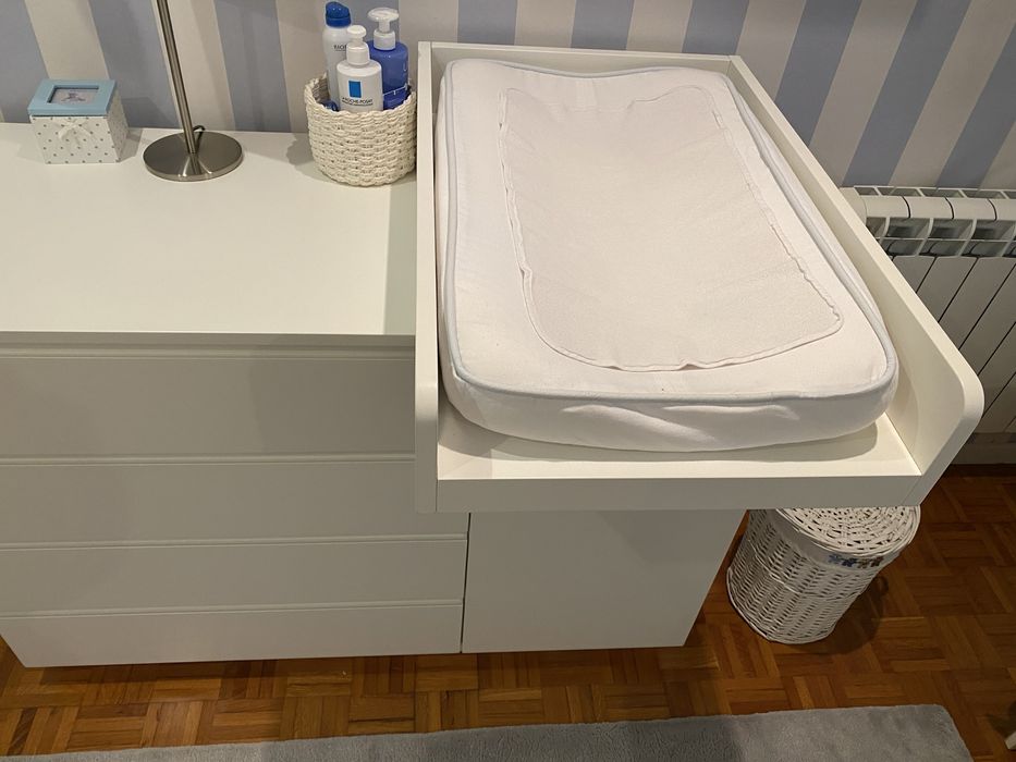 Muda Fraldas e Cómoda