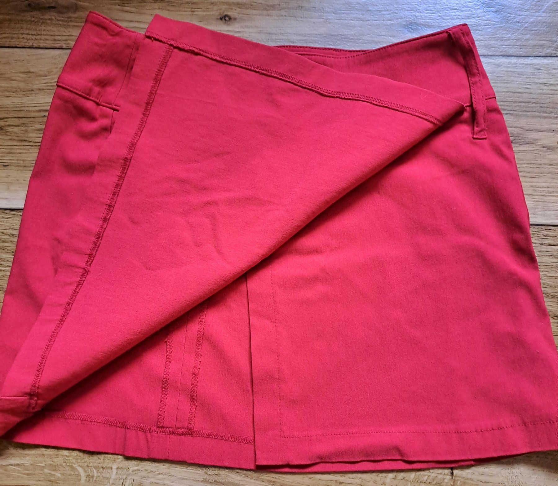 Spódniczka mini czerwona