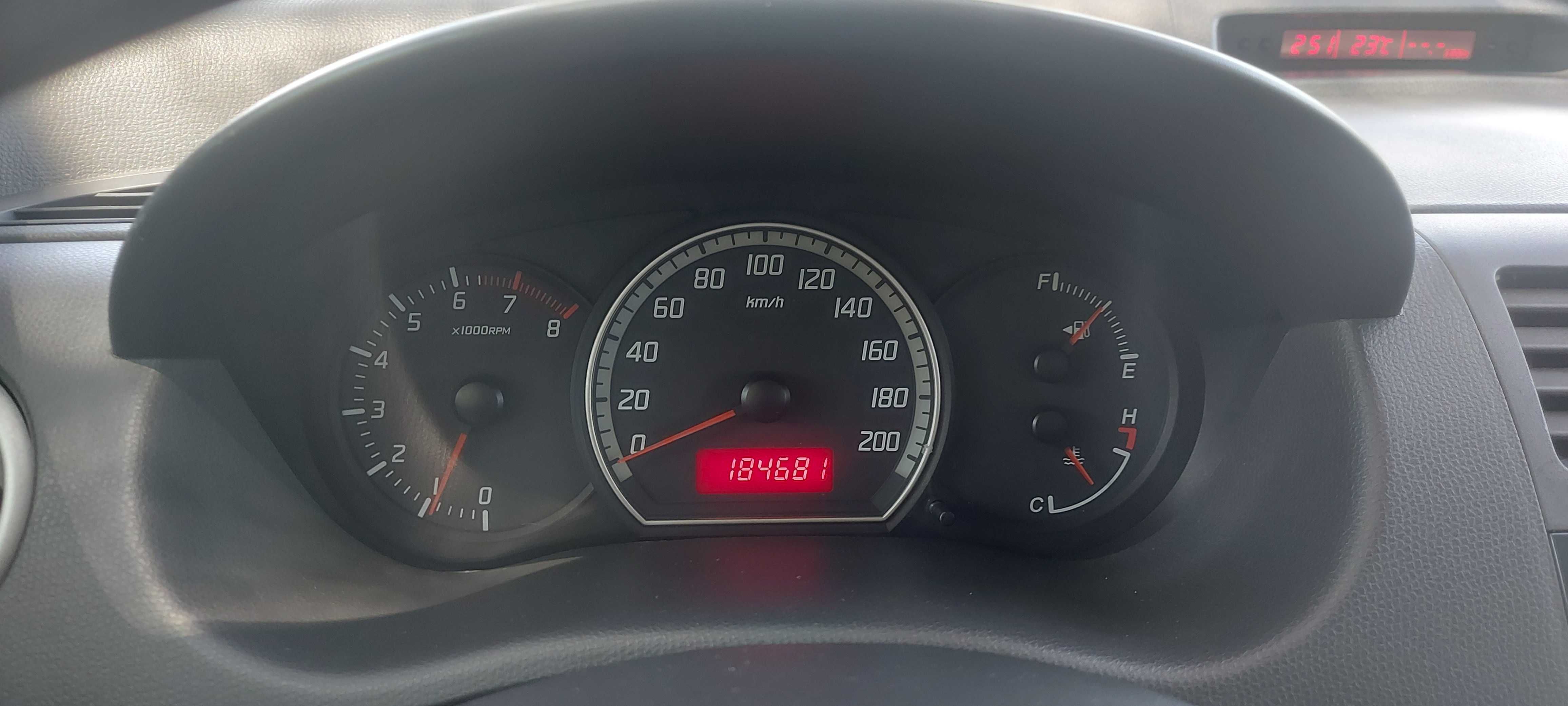 Suzuki Swift 1.3 ano 2005
