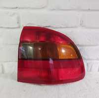 Lampa tylna Opel Astra F Sedan Prawa.