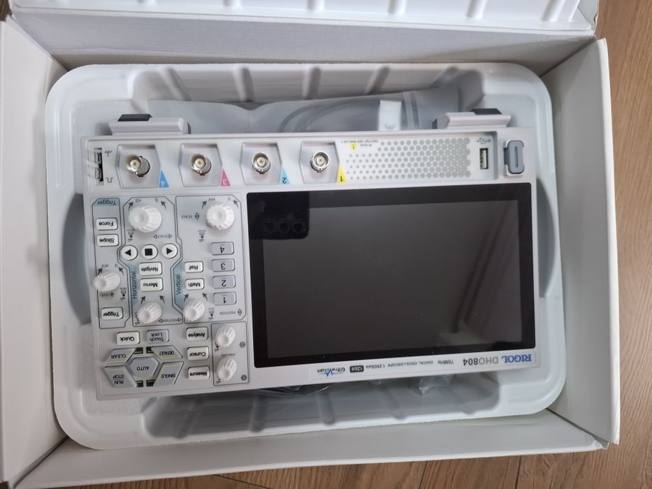 RIGOL DHO804 oscyloskop cyfrowy 70 MHz, 4 kanały analogowe, 1 kanał EX