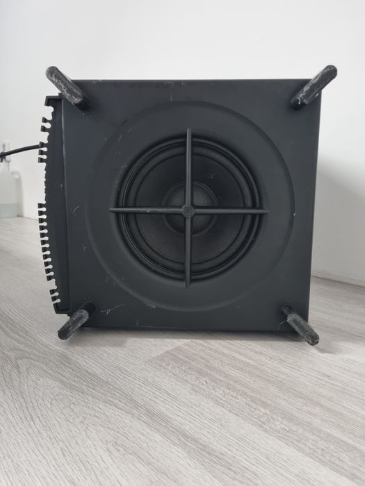 Subwoofer  jbl sub300