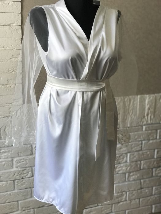 Халат нареченої