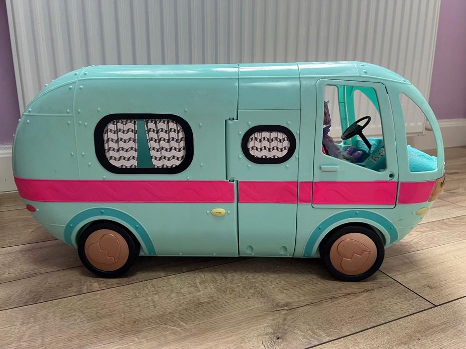 Автобус LOL. ЛОЛ