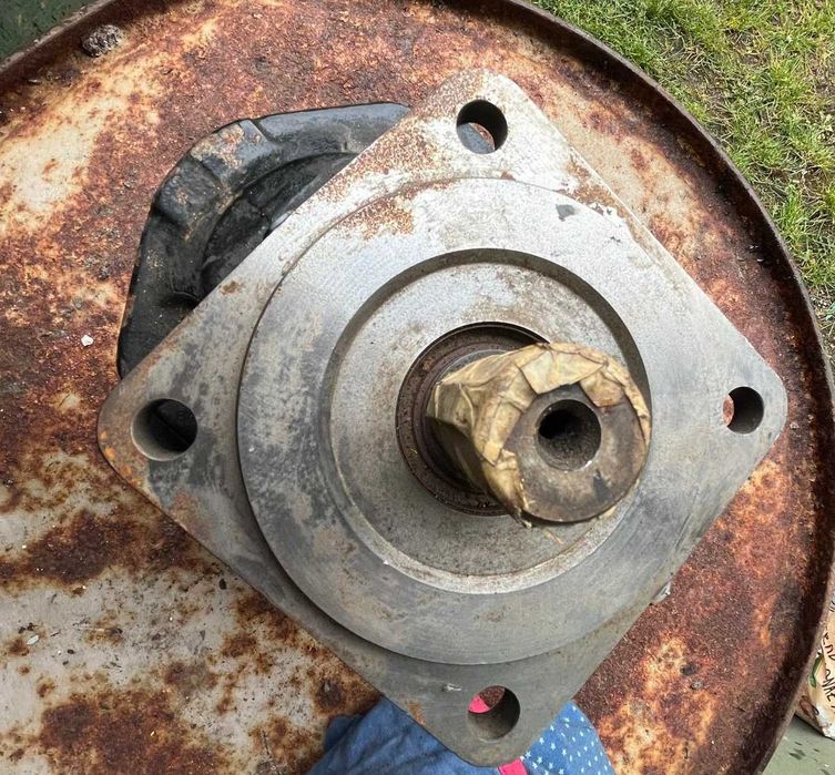 Silnik hydrauliczny zębaty David Brown Hyderco