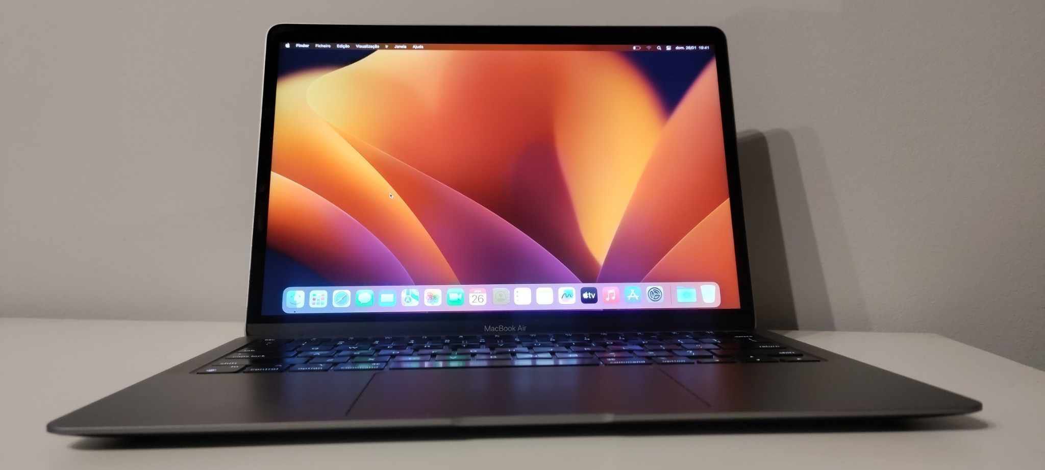 Apple MacBook Air 13" M1 2020