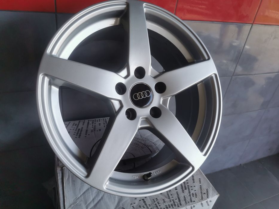Felgi 17" 5x112 Audi A3 A4 A6 VW Golf Passat Skoda Octavia