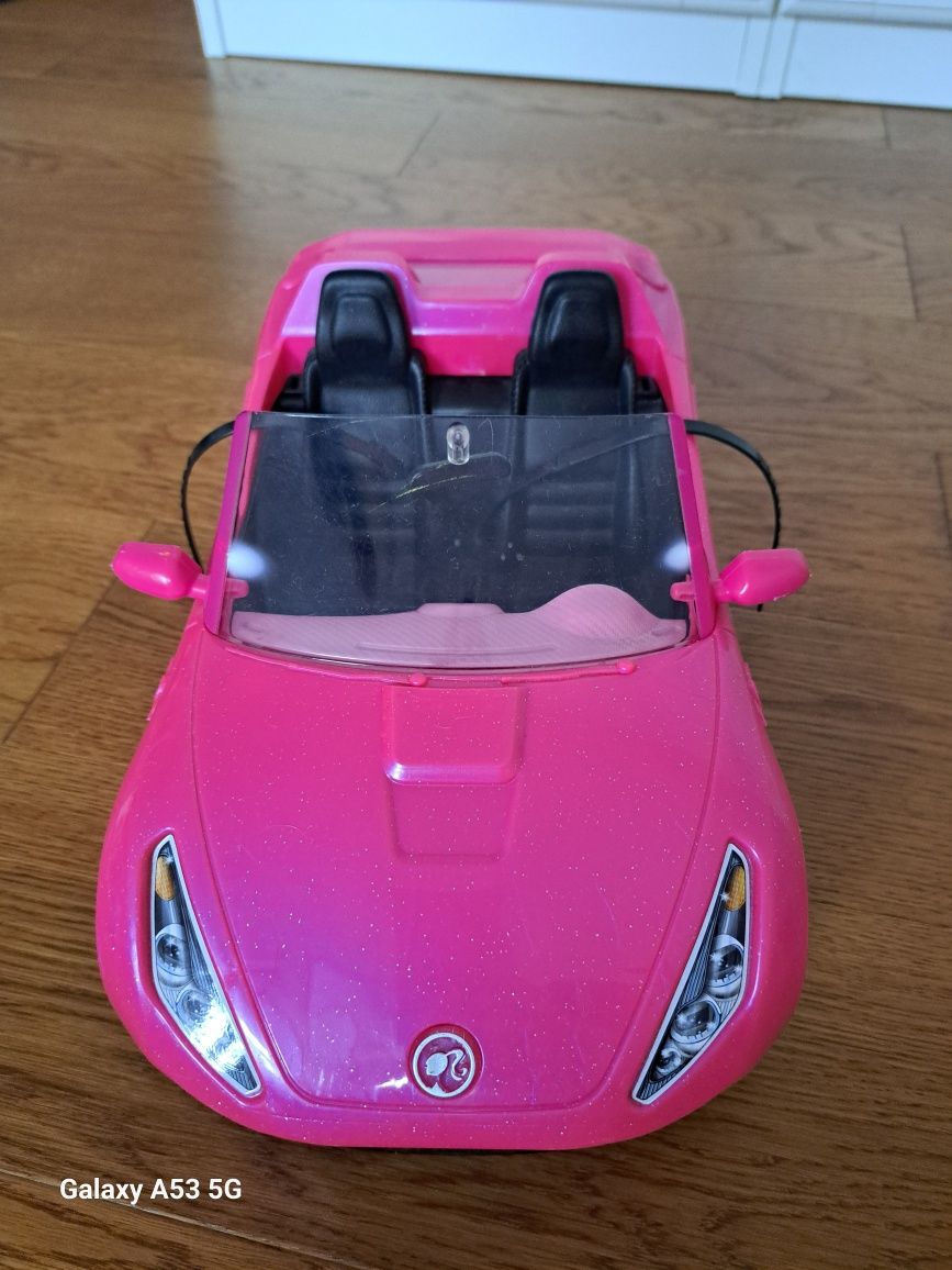 Auto kabriolet Barbie