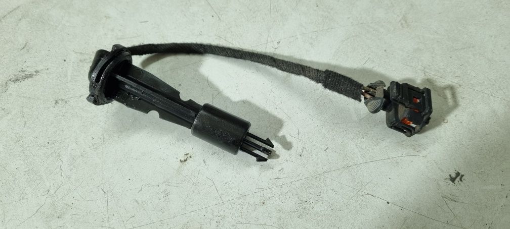 Czujnik płynu wspomagania pompy miernik poziomu opel vectra c signum