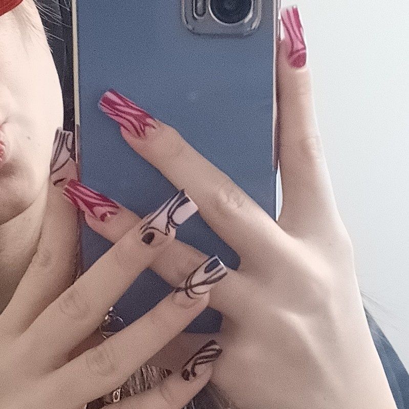 Tipsy paznokcie naa zamówienie