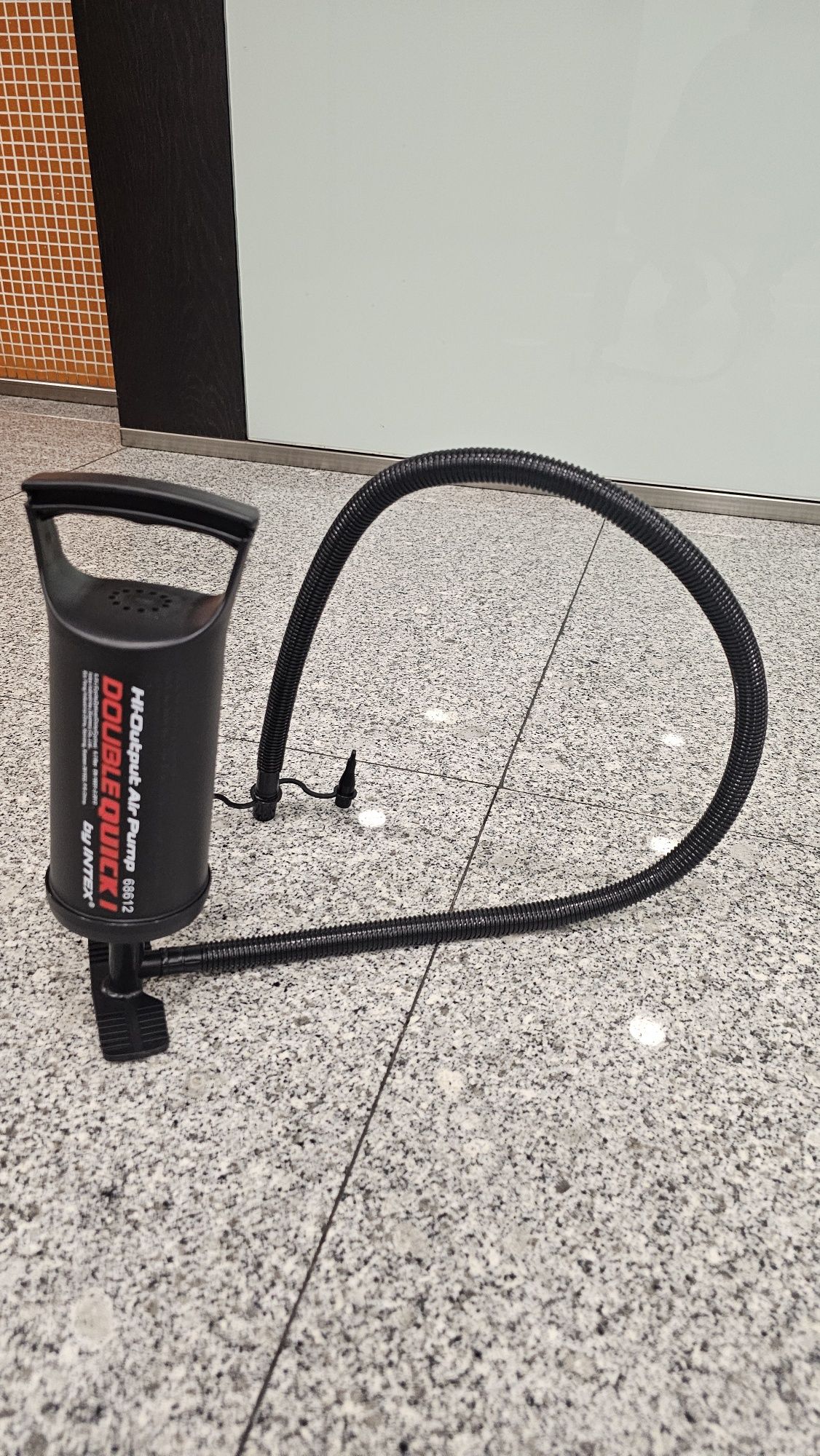 Bomba ar manual intex