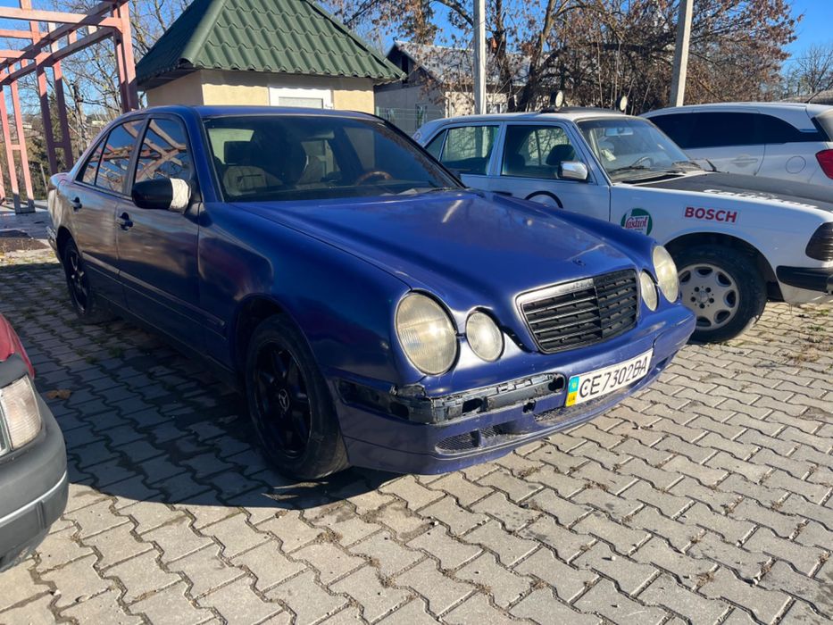 Mercedes W210 2.2 дизель. Обміняю.