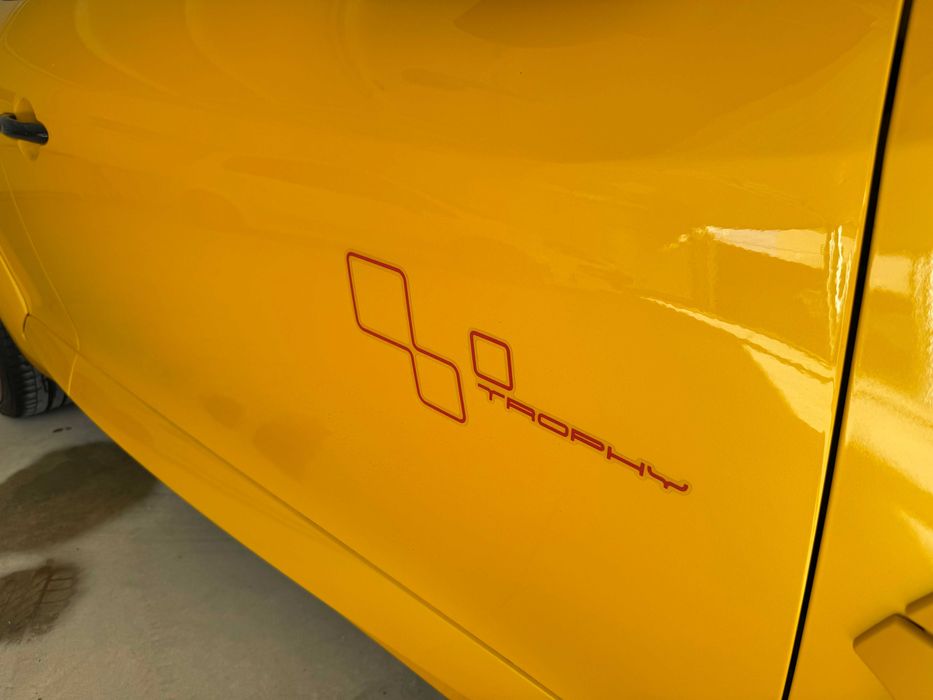 Renault Mégane TROPHY ORIGINAL Nº 933 de 1065 Unidades Produzidas