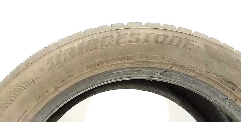 4x 235/50 R19 Bridgestone LM001 opony zimowe 8 mm / montaż kurier