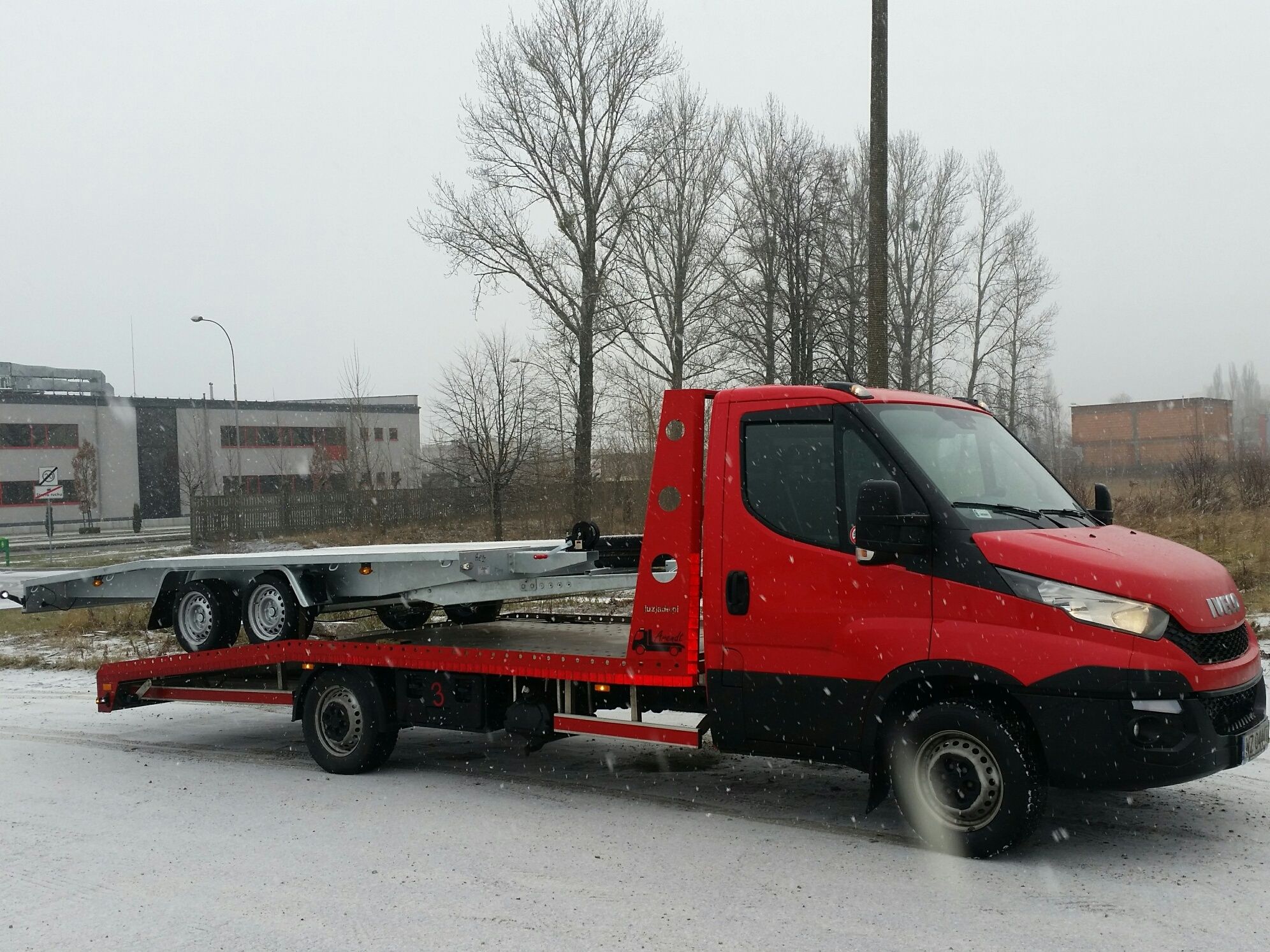 Autolaweta laweta wynajem wypożyczalnia lawet transport holowanie bus