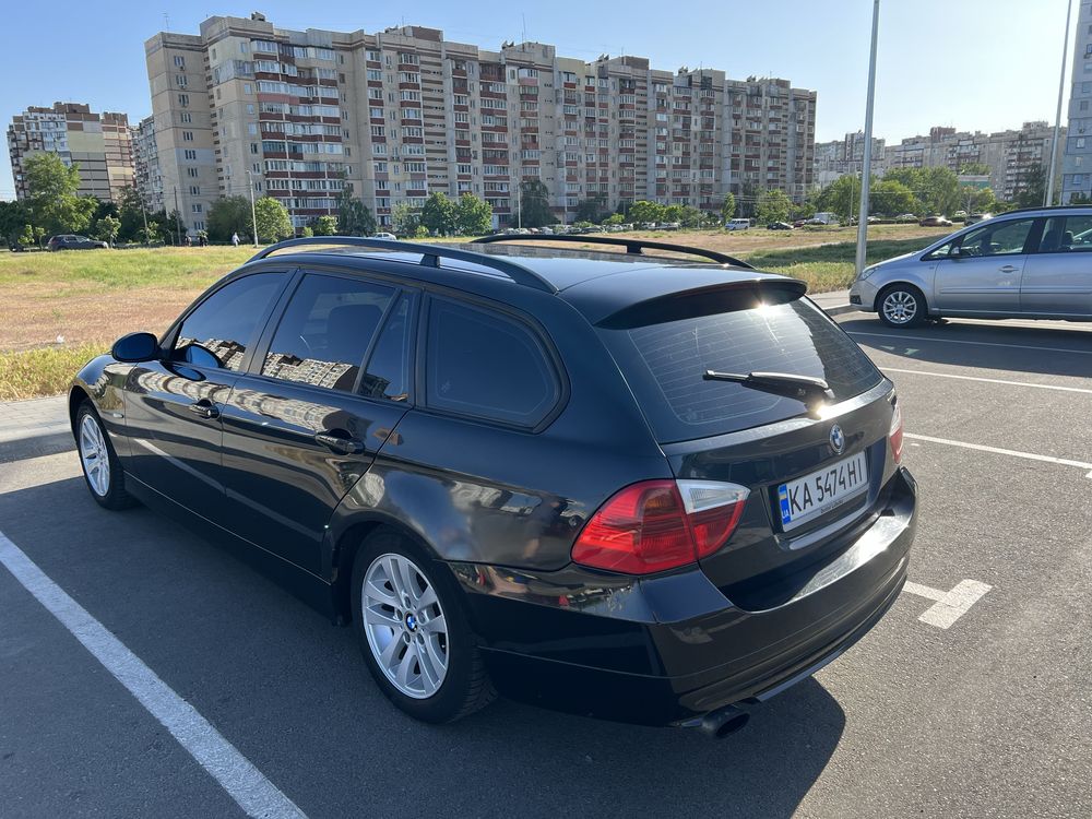 BMW 318i 2007 универсал