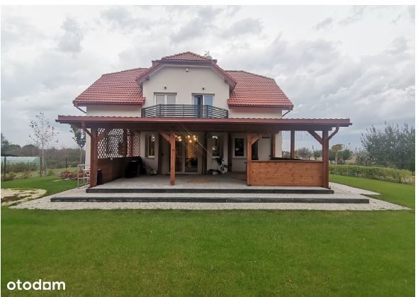 Syndyk sprzeda dom z garażami