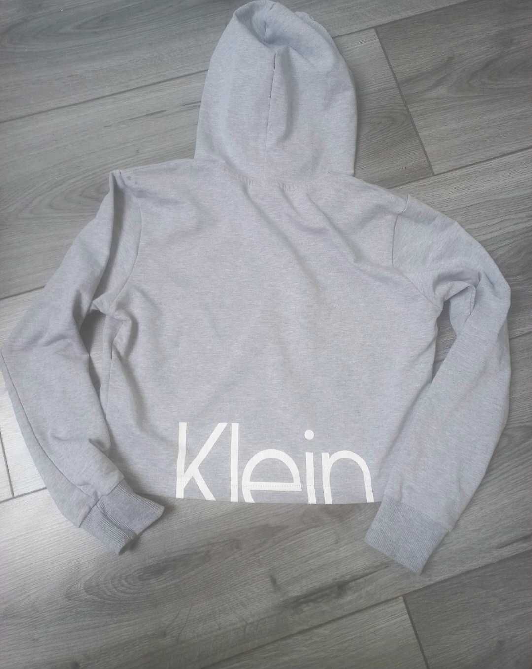 Calvin Klein -fajna bluza