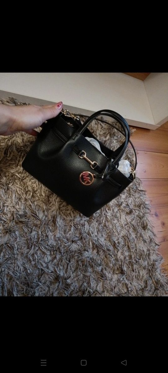 Torebka Michael Kors Carson Small Stachel Black