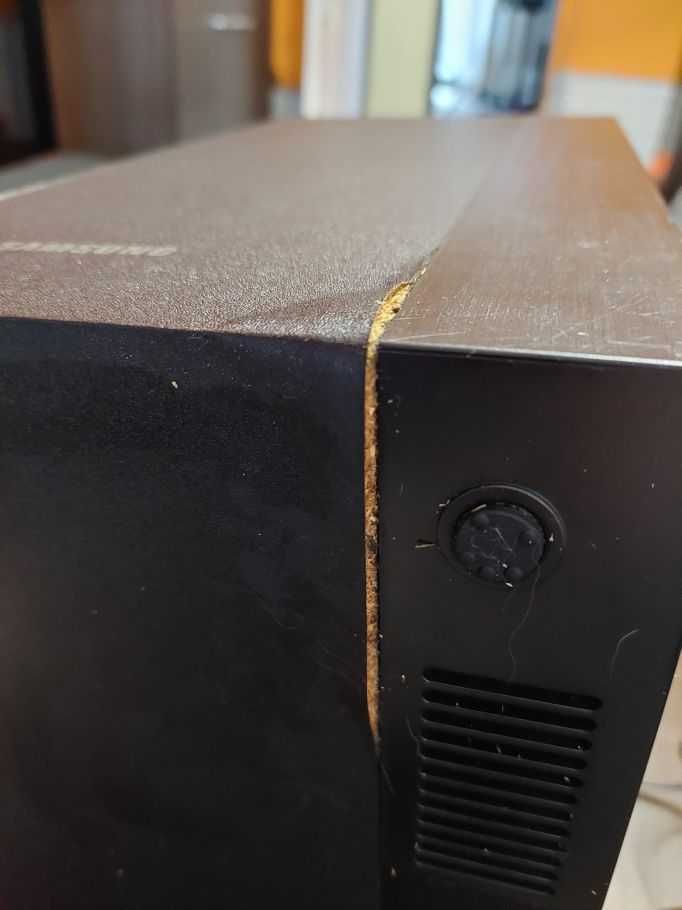 Zakrzywiony Soundbar HW-M4500 2.1