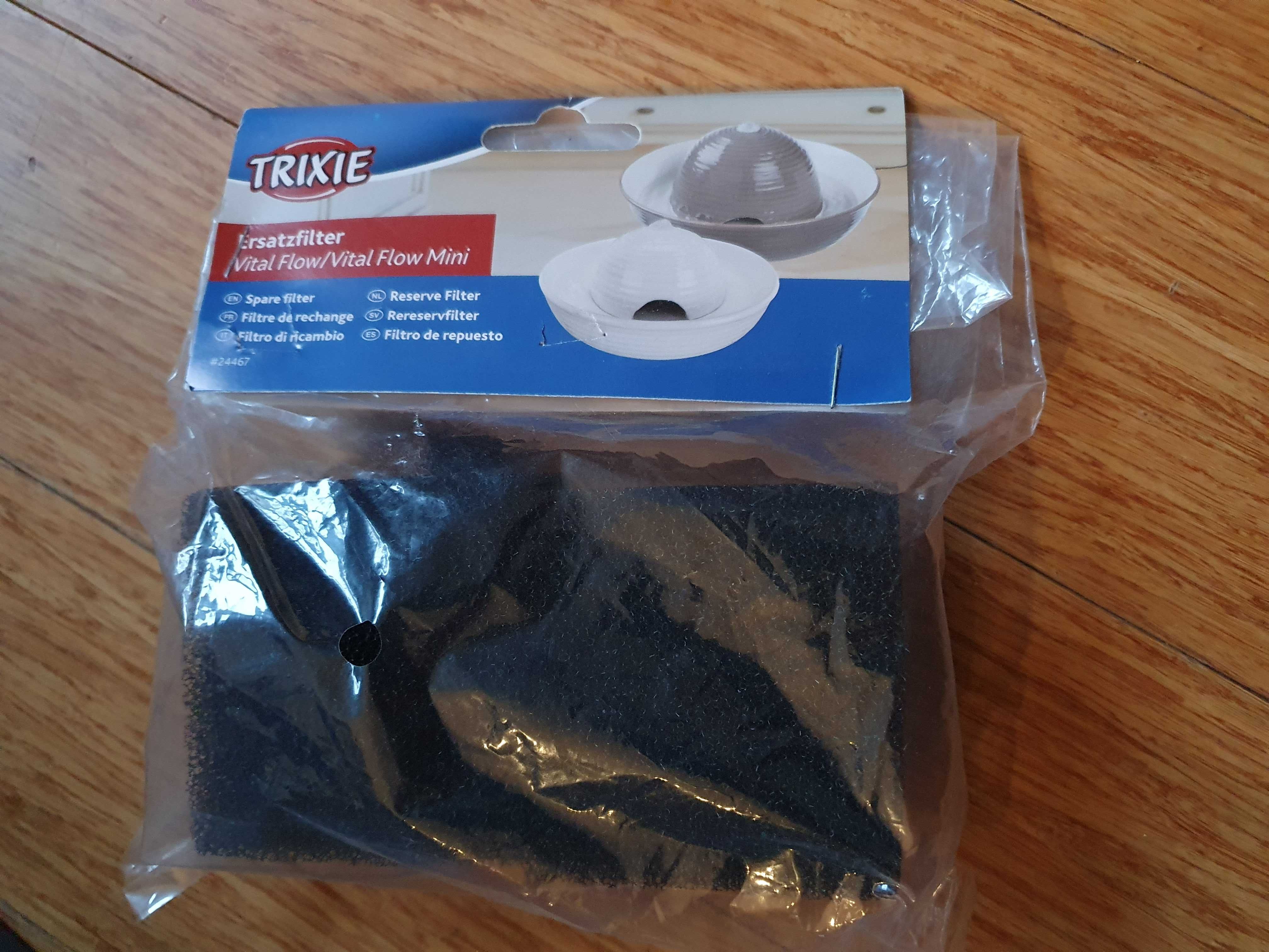 TRIXIE Ceramiczne poidło fontanna Vital Flow Mini 0,8l dla psa, kota