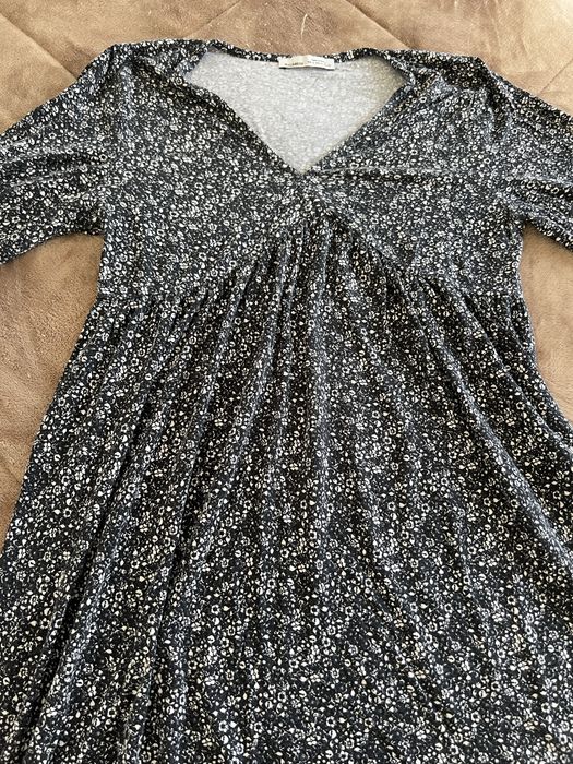 Vestido leve de padrão floral