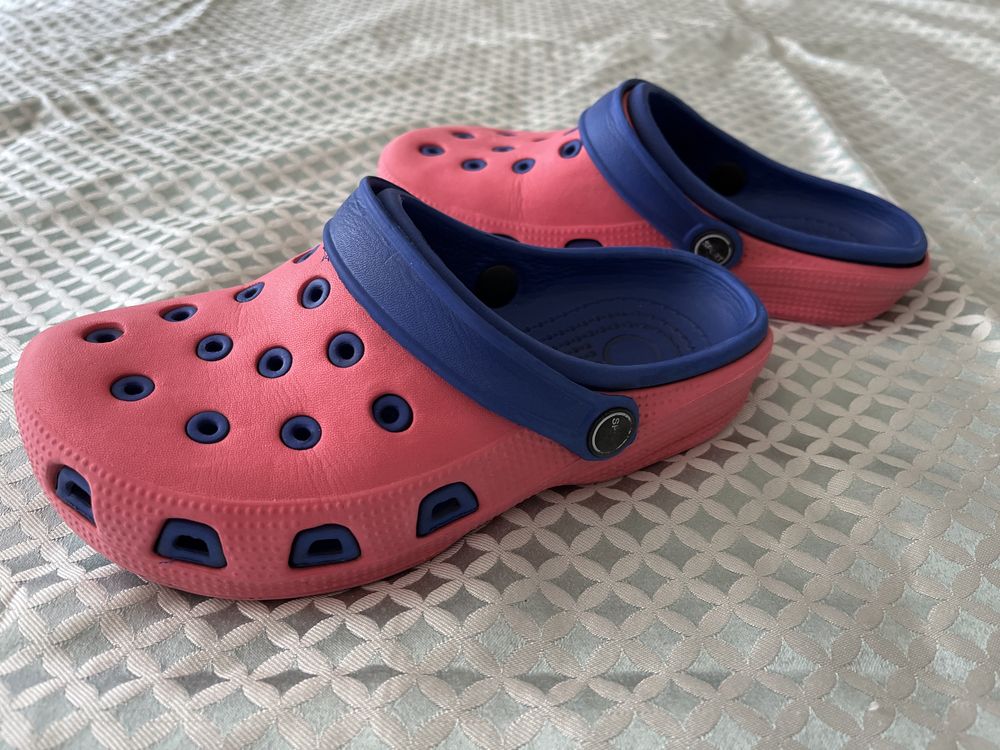 Klapki a la Crocsy