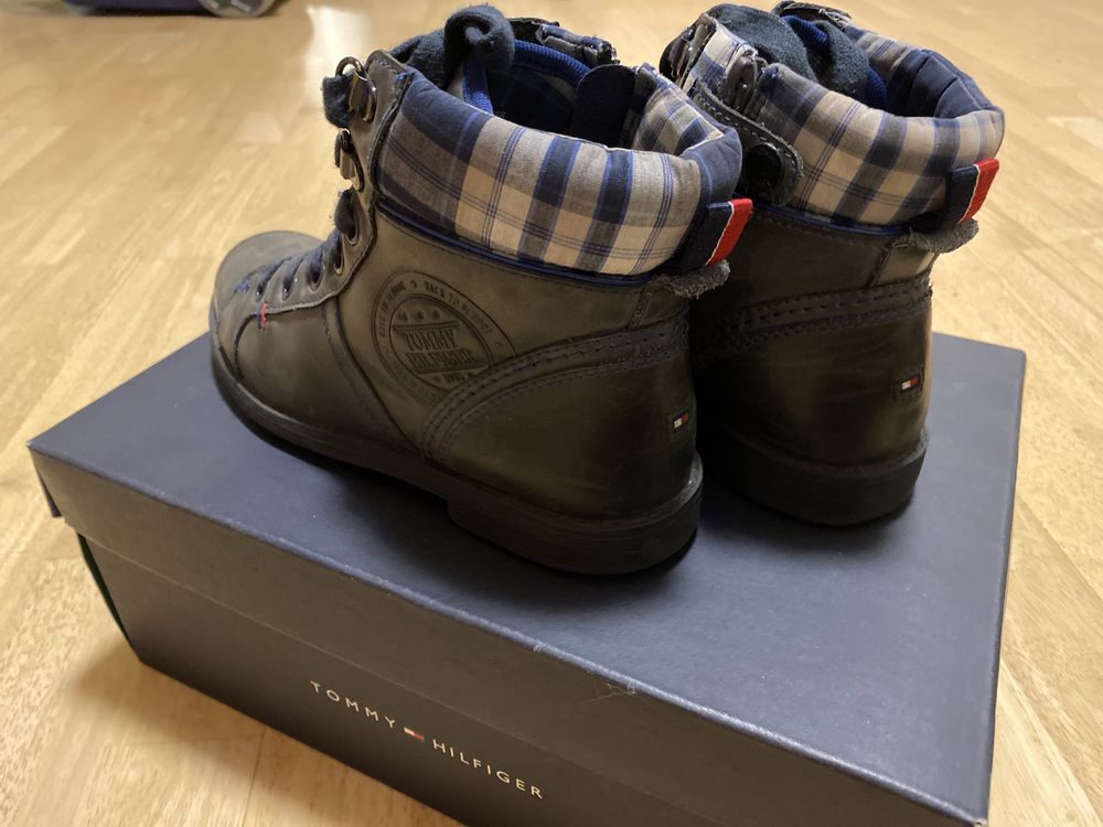 Buty jesienno zimowe Tommy Hilfiger, r. 34, stan idealny