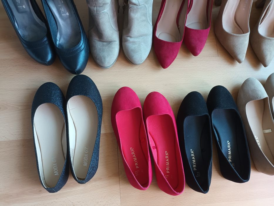 Sapatos, sabrinas, sandálias