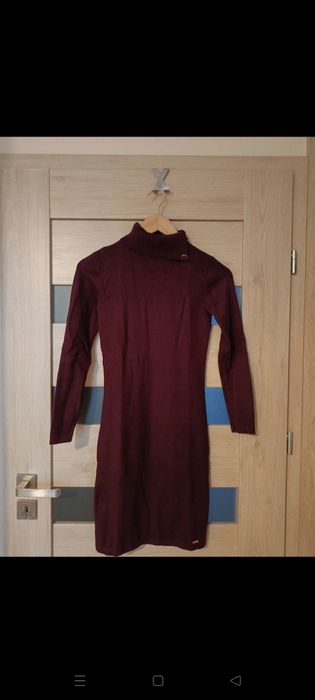 Sweterkowa sukienka Mohito