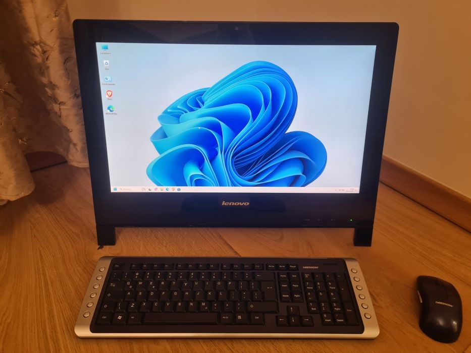 Błyskawiczny Komputer Lenovo AIO. Intel Core i5, 16GB RAM, SSD+HDD