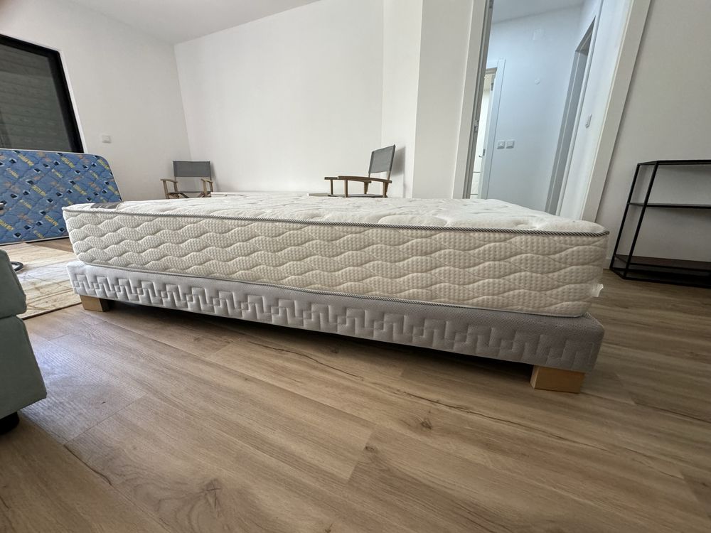 Cama de casal 220€