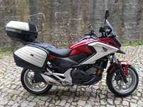 NC750x 2018 17 mil kms com revisões sempre na Honda