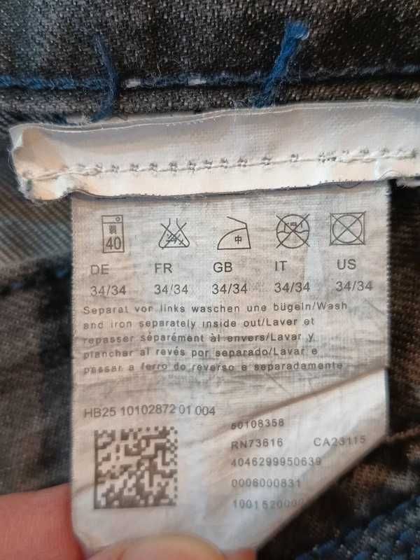 Męskie czarne jeansy HUGO BOSS, rozmiar 38