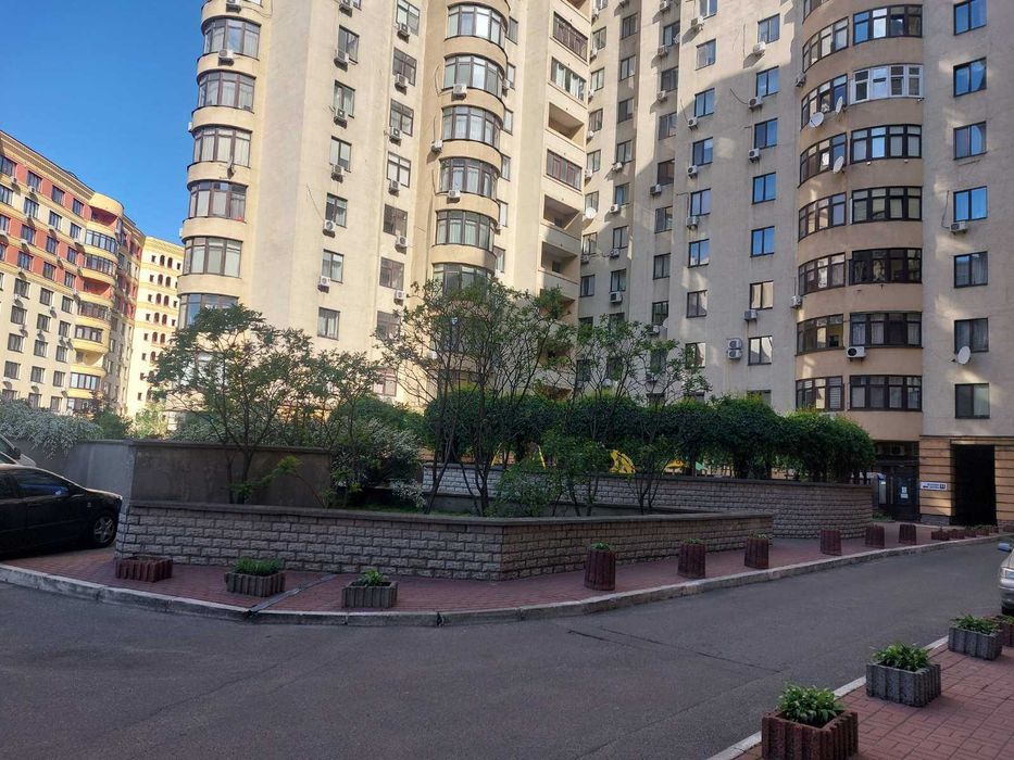 Оренда дворівневої 3к, Дмитрівська, 69,ЖК Златоустівський