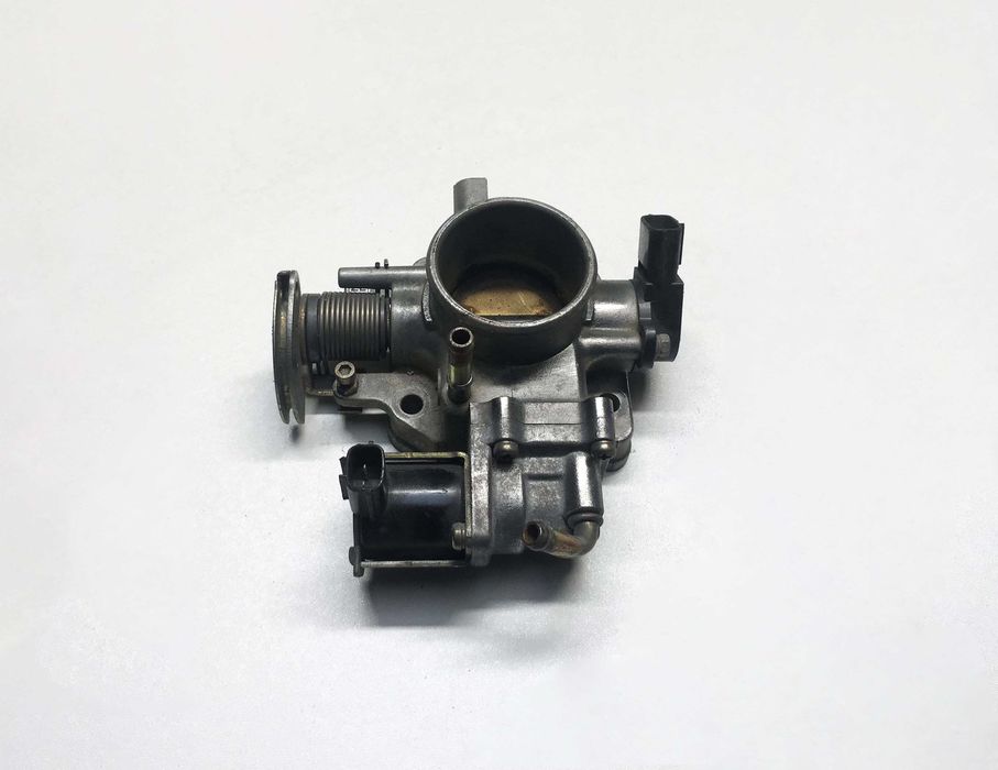 Дросельна заслонка Mazda 323 BJ (1998-2003 р.в) - 1.5