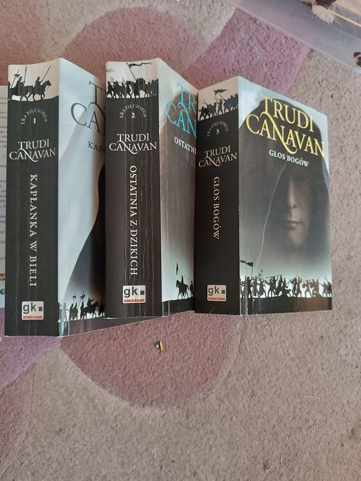 Trudi Canavan seria + opowiadania