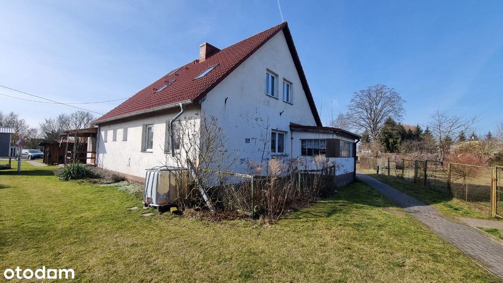 Dom w zabudowie bliźniaczej przy Fortyfikacji MRU.