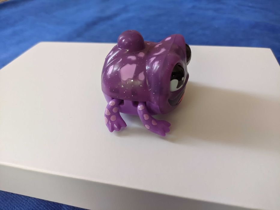 Інтерактивна іграшка hasbro жабеня Yellies жаба ящірка жабка рухається