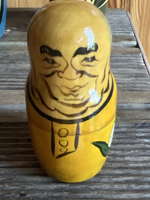 Sprzedam rzadkie 6szt matrioszki z przywódcami ZSRR/Rosji lata 80 te.