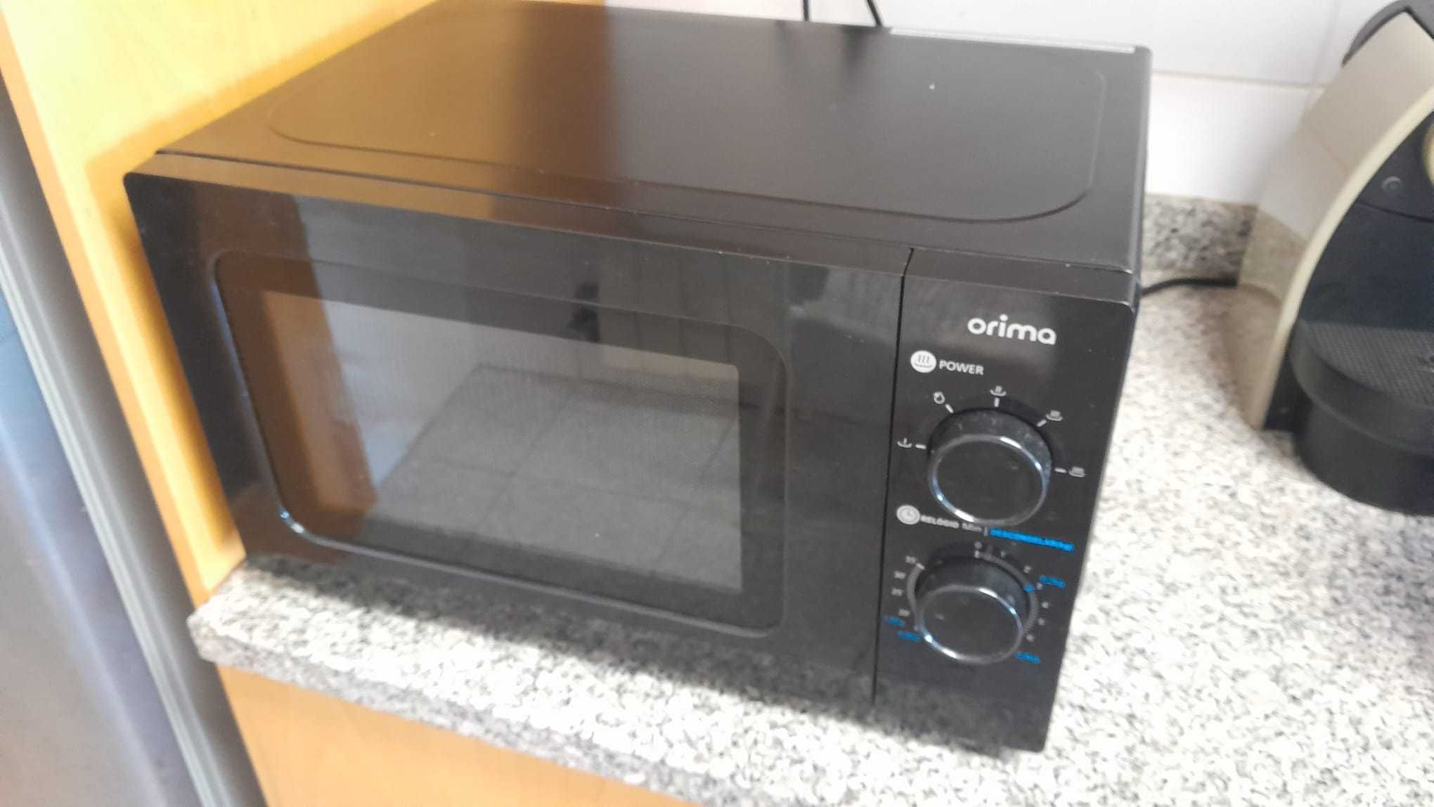 Microondas Orima Preto 700W 20L