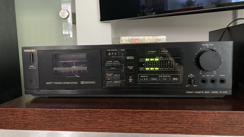 Magnetofon TOSHIBA PC-25