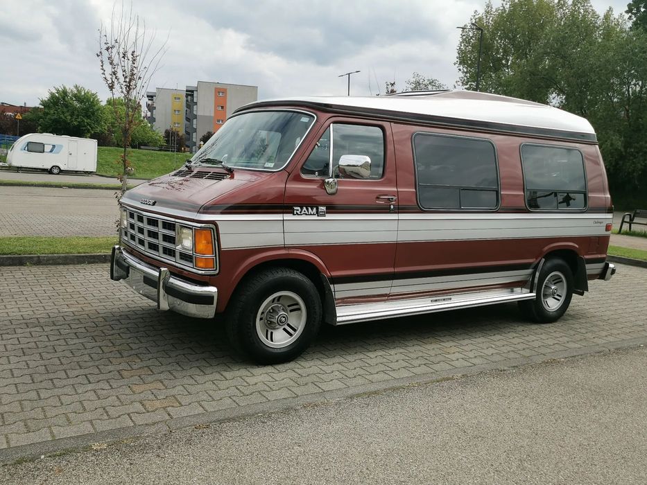 Dodge RAM Zabudowa dla inwalidy