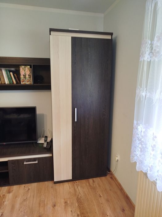 Sprzedam zestaw mebli