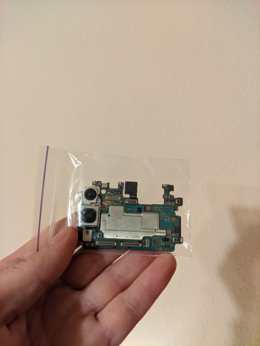 Запчасти,разборка Samsung Z Flip 3.